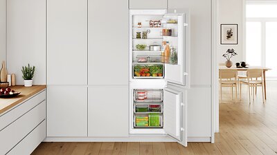 Bosch KIN86NSE0 (1)